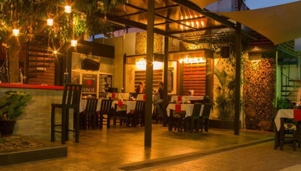 סאן סלבדור Hotel Ramada Inn מראה חיצוני תמונה