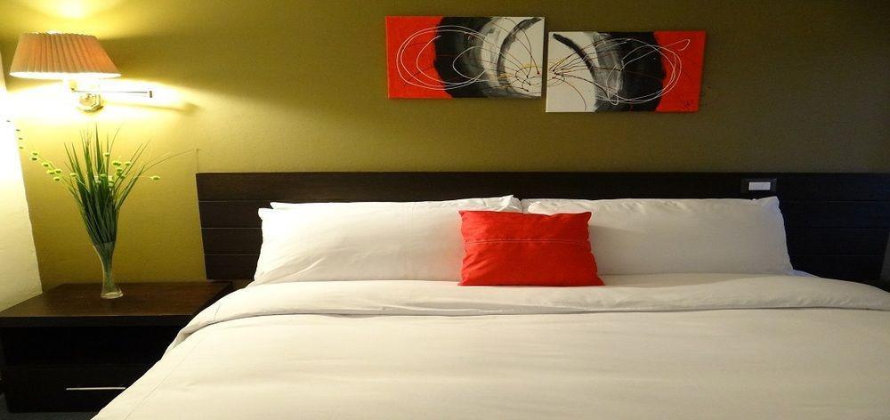 סאן סלבדור Hotel Ramada Inn מראה חיצוני תמונה