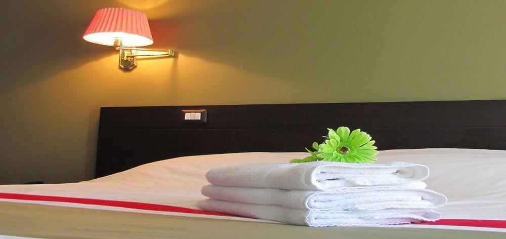 סאן סלבדור Hotel Ramada Inn מראה חיצוני תמונה