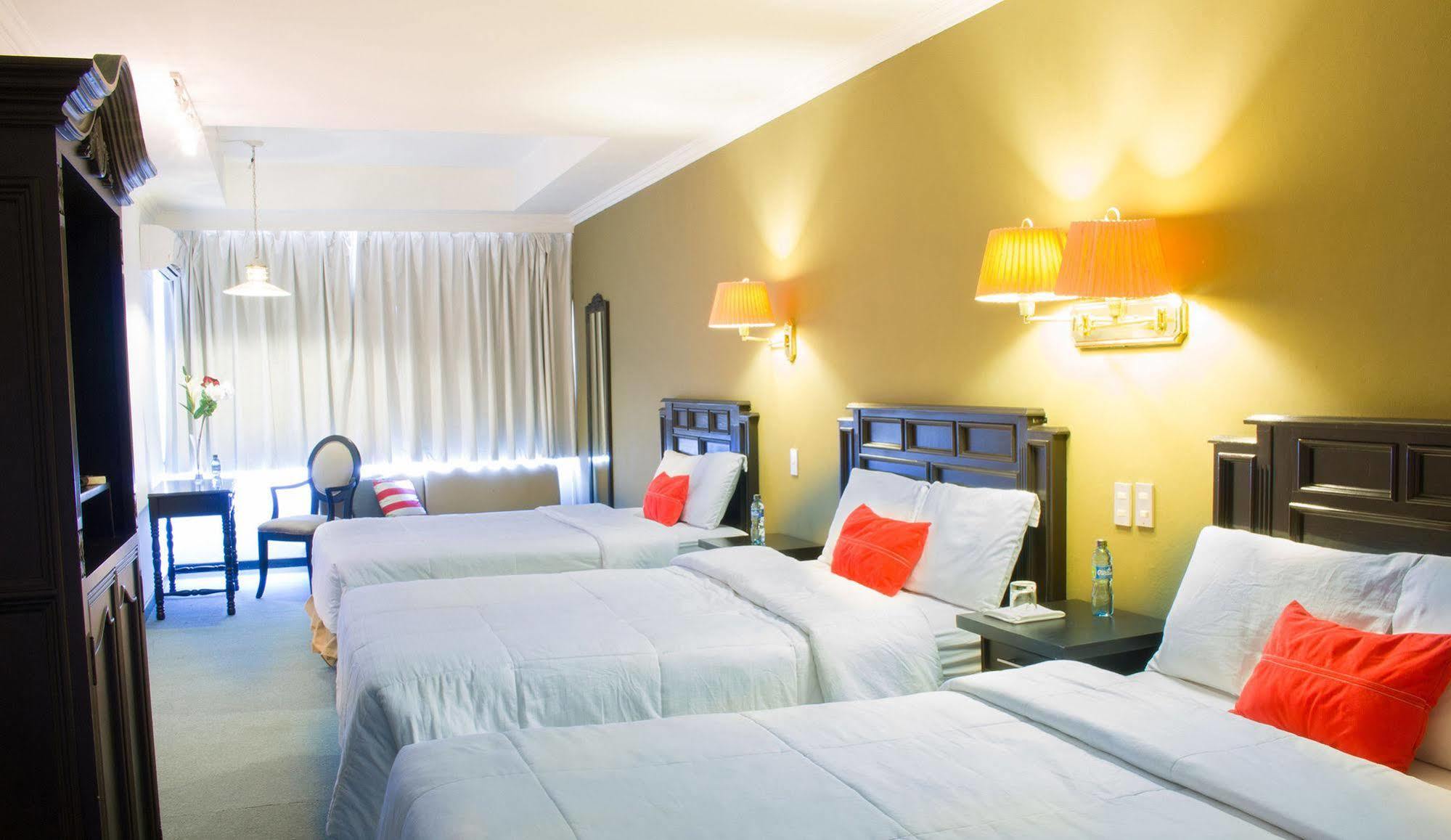 סאן סלבדור Hotel Ramada Inn מראה חיצוני תמונה