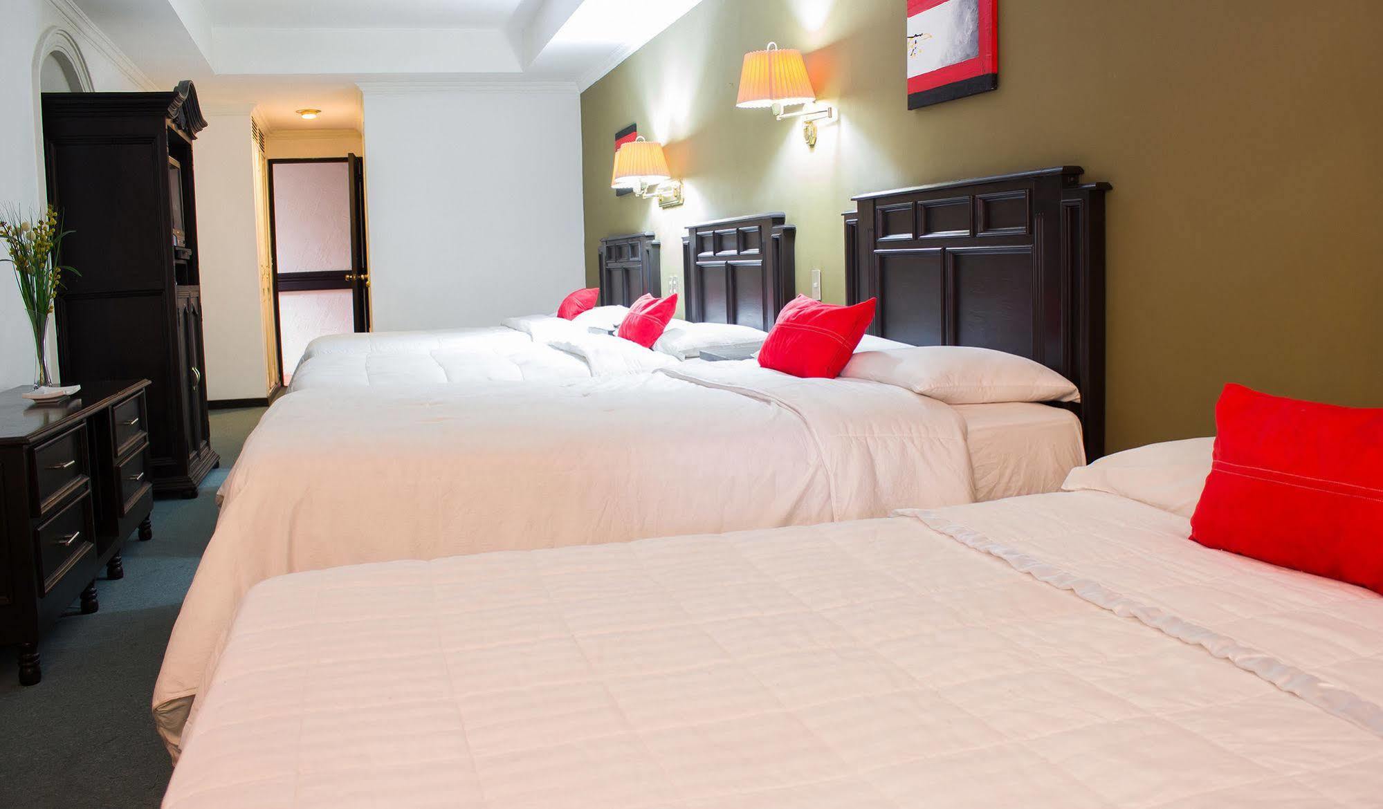 סאן סלבדור Hotel Ramada Inn מראה חיצוני תמונה