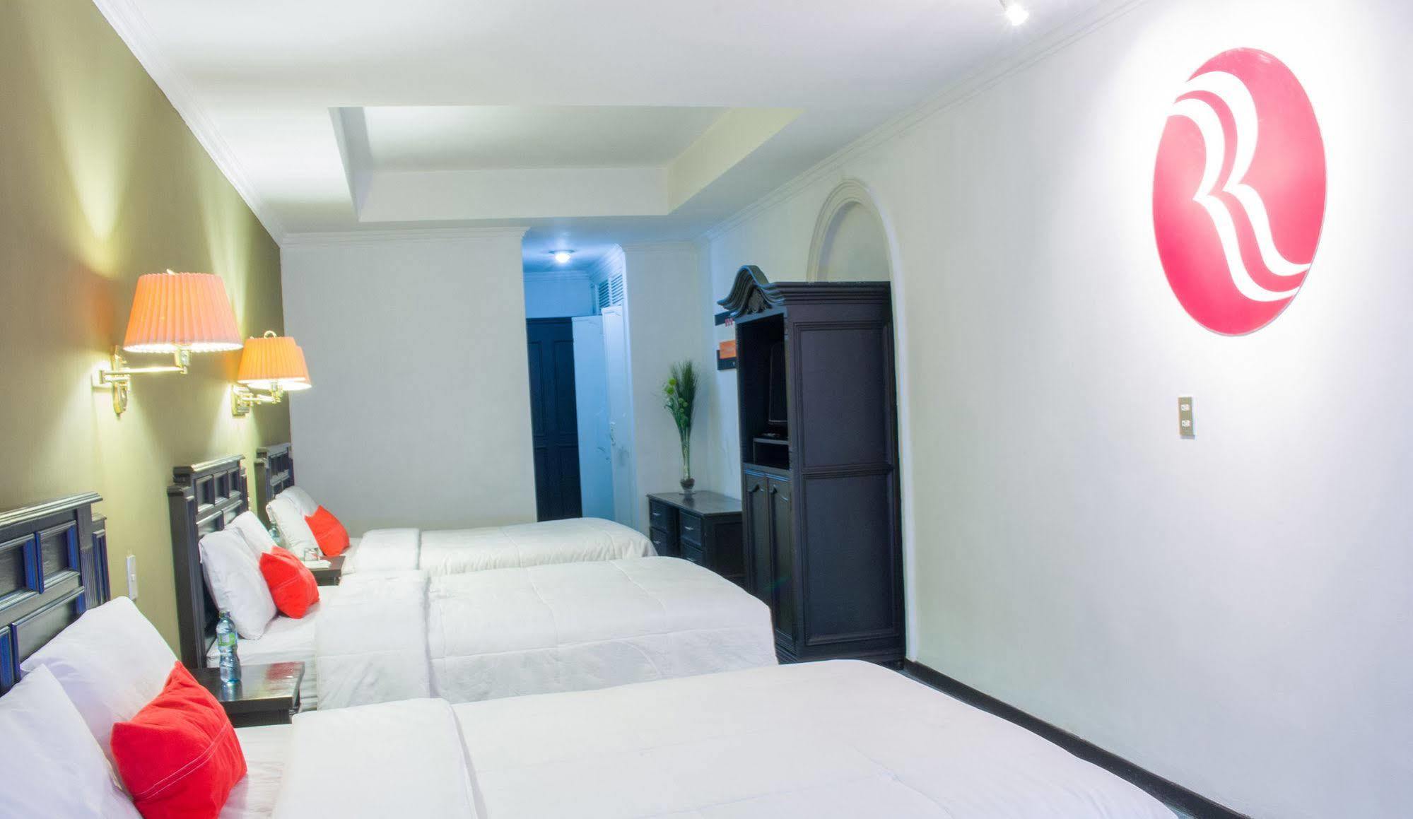 סאן סלבדור Hotel Ramada Inn מראה חיצוני תמונה